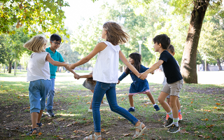Brincar  coisa sria! Afinal, como o Fractal Kids prepara as crianas para o futuro por meio da aprendizagem ativa?
